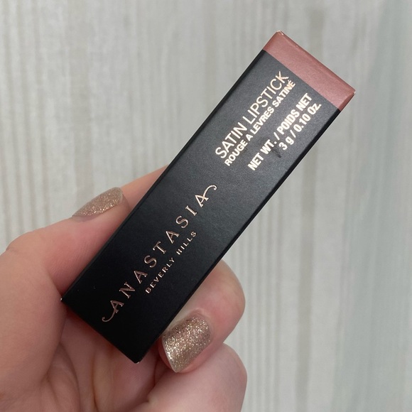 NIB💖 Anastasia Beverly Hills Satin Lipstick in Soft Brown - Picture 5 of 8